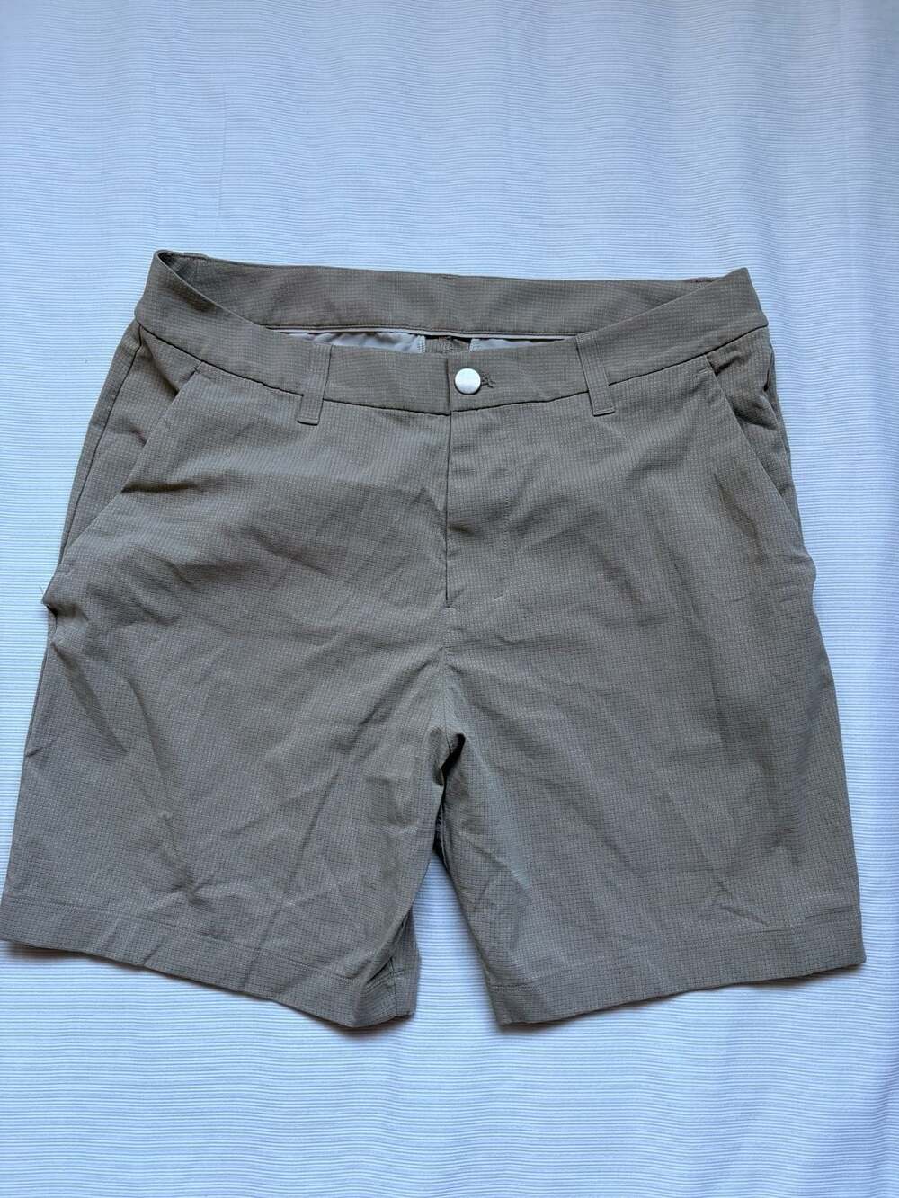Lululemon Commission Short Size 31 Tan Grid Weave